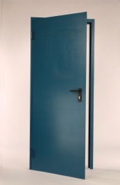 G15 steel door in Ocean Blue plastisol with adjustable hinges, mortice lock and lever handles. Other options are available